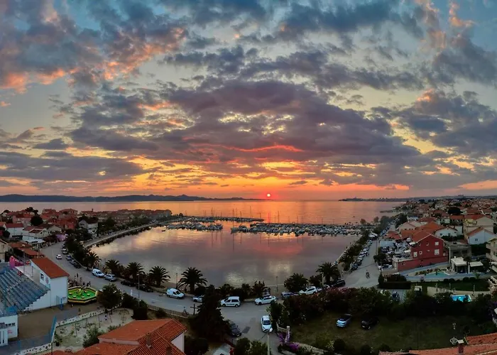 Konukevi Royal Bibinje