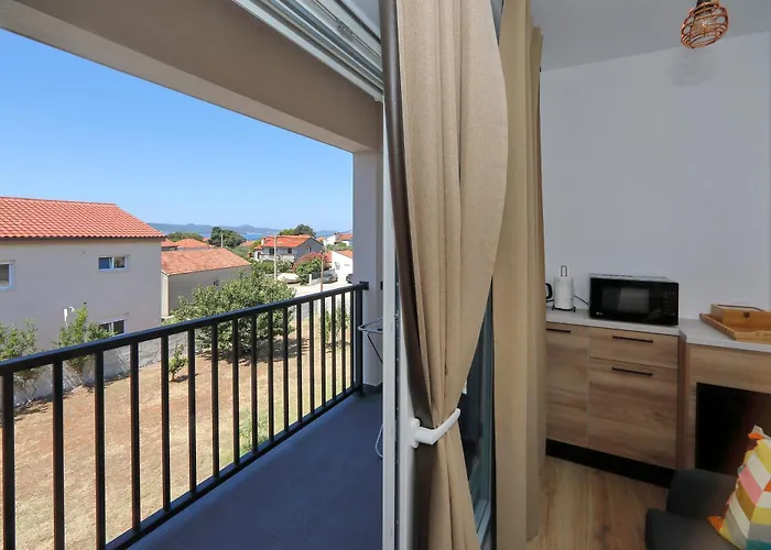 Konukevi Royal 4*